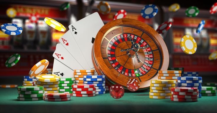 Filipino player enjoying mobile gaming on 7spin apk browser